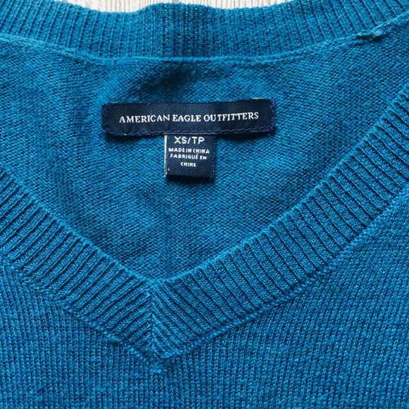 American Eagle Teal Sweater - Picture 3 of 5